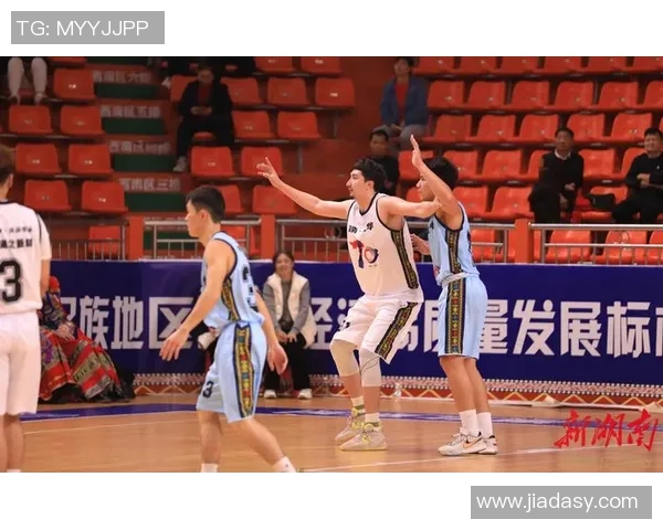 直播预告丨神州瑶都·江华2025年“同心杯”男子篮球邀请赛行将炽热开战